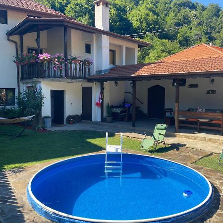 Yovkovata Kyshta Hotell Chiflik Exteriör bild