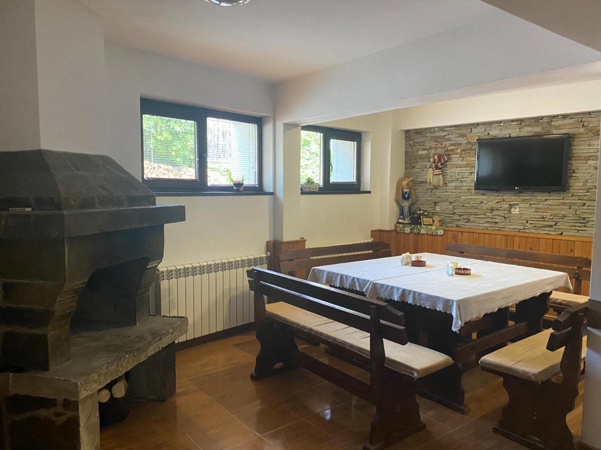 Yovkovata Kyshta Hotell Chiflik Exteriör bild
