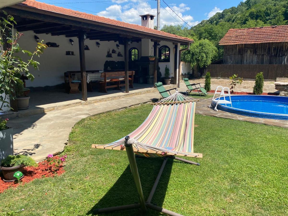 Yovkovata Kyshta Hotell Chiflik Exteriör bild