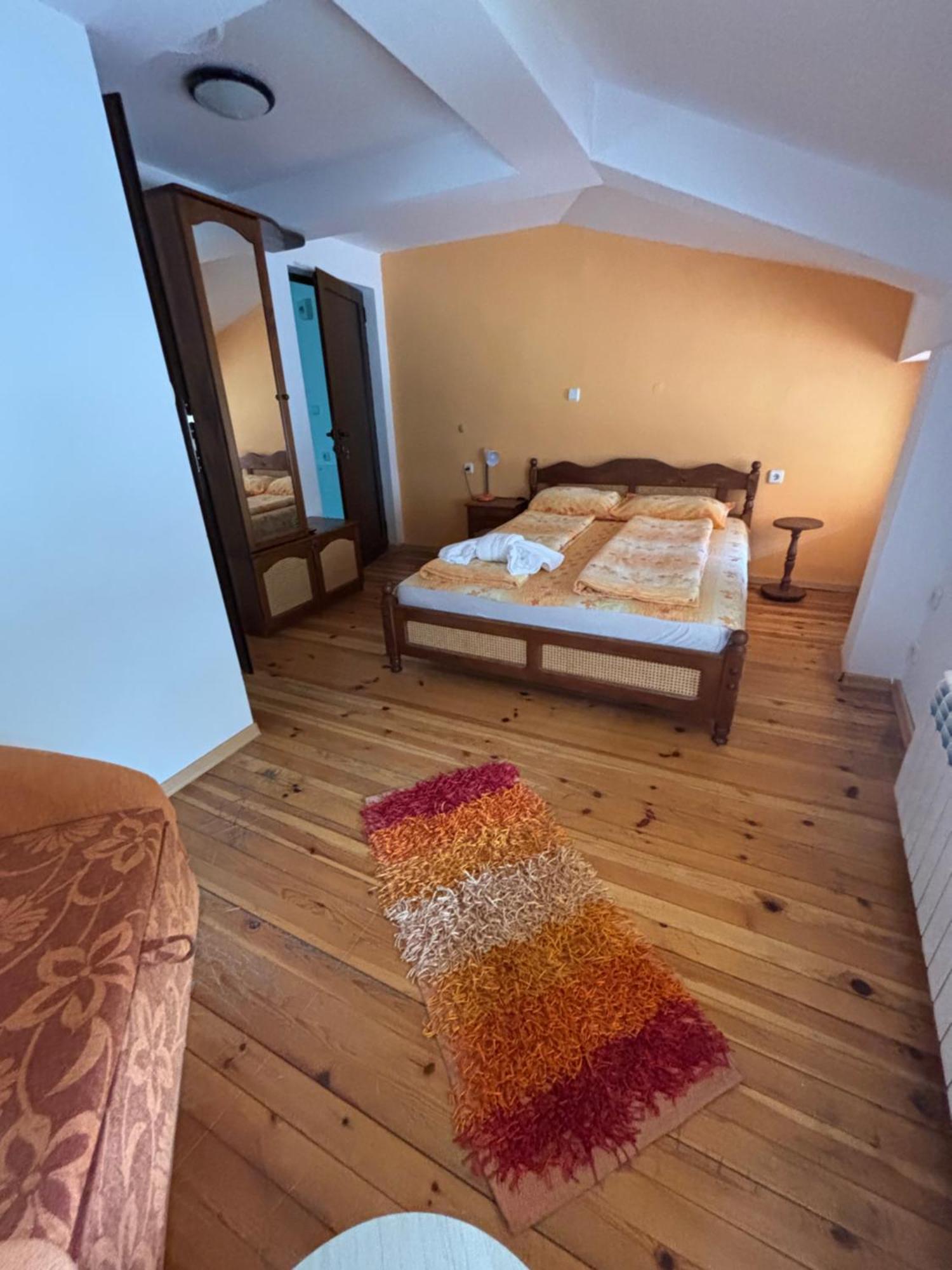 Yovkovata Kyshta Hotell Chiflik Exteriör bild
